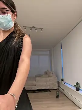 Snapshot of jAsMinE678 chatting on 12-09-24, 12:23 jAsMinE678 online show from 12-09-24, 12:23