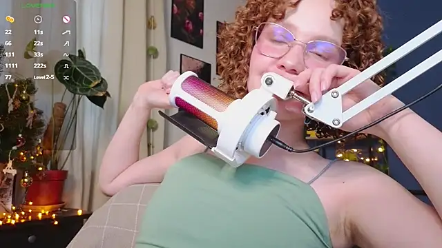 Snapshot of _lightmyfire chatting on 12-29-24, 12:34  lightmyfire online show from 12-29-24, 12:34