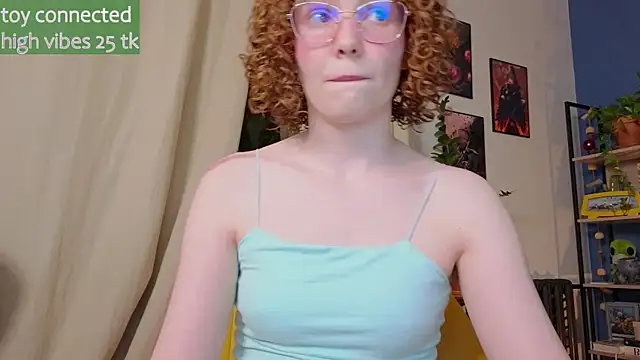 Snapshot of _lightmyfire chatting on 03-08-25, 01:17  lightmyfire online show from 03-08-25, 01:17