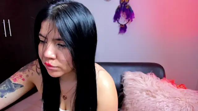 AilynRed online show from 12-14-24, 07:07