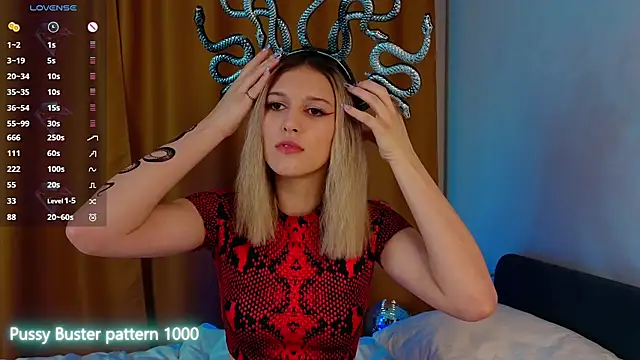 Snapshot of KimberliDean chatting on 12-16-24, 01:42 KimberliDean online show from 12-16-24, 01:42