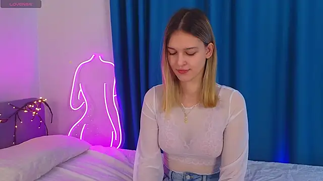 Snapshot of KimberliDean chatting on 01-31-25, 06:13 KimberliDean online show from 01-31-25, 06:13