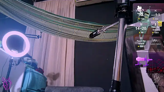 Snapshot of waterfalls_girl chatting on 11-07-25, 12:54 waterfalls girl online show from 11-07-25, 12:54