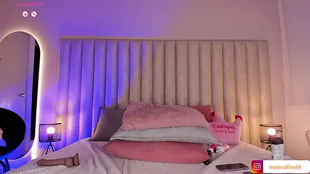 Maia Collins online show from 03-17-25, 02:30