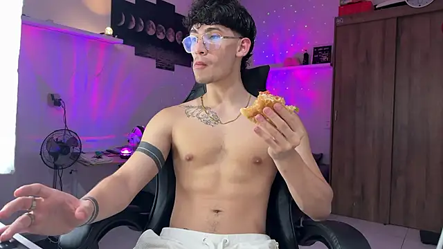 Kisan Smith online show from 03-06-26, 02:41