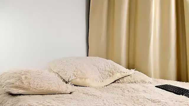 a lejandro 0 8 online show from 12-02-24, 12:41