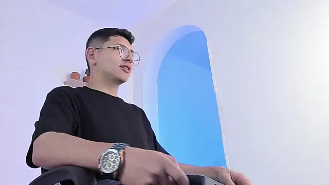 a lejandro 0 8 online show from 02-27-25, 02:10