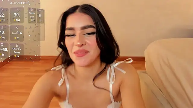 Snapshot of Antonellaparis_ chatting on 01-15-25, 05:29 Antonellaparis online show from 01-15-25, 05:29