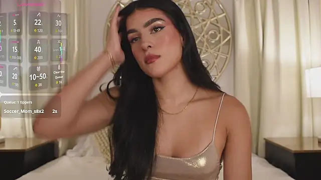 Snapshot of Antonellaparis_ chatting on 10-13-25, 02:55 Antonellaparis online show from 10-13-25, 02:55