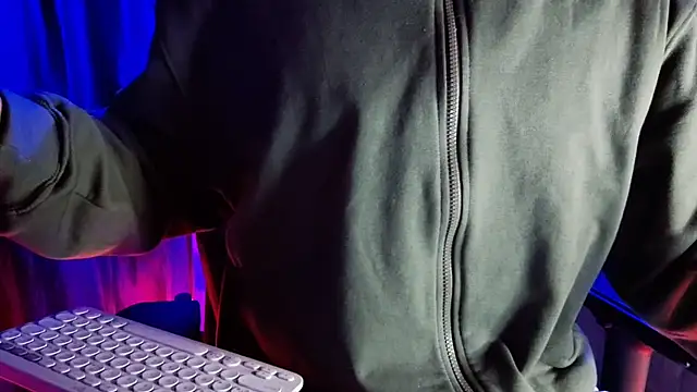 sexyboycolombi4 online show from 01-27-25, 07:45