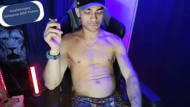 sexyboycolombi4 online show from 03-08-25, 11:39