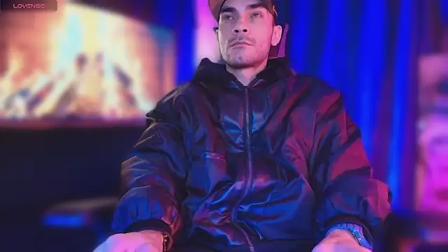 sexyboycolombi4 online show from 10-10-25, 08:57