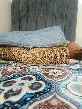 Snapshot of Noraa5 chatting on 03-03-25, 09:59 Noraa5 online show from 03-03-25, 09:59