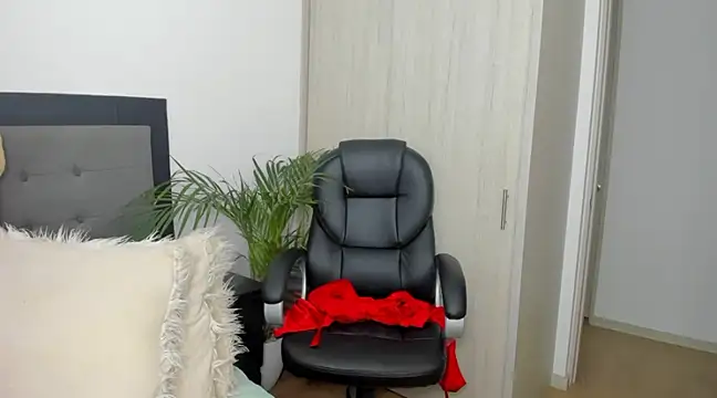 charlotte tiller online show from 12-12-24, 12:05