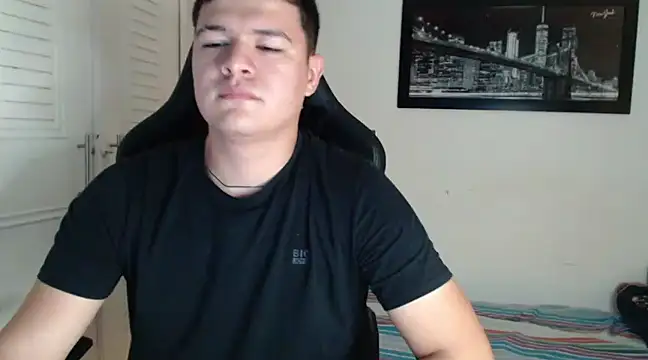 Snapshot of Plug_Control chatting on 12-11-24, 04:18 Plug Control online show from 12-11-24, 04:18