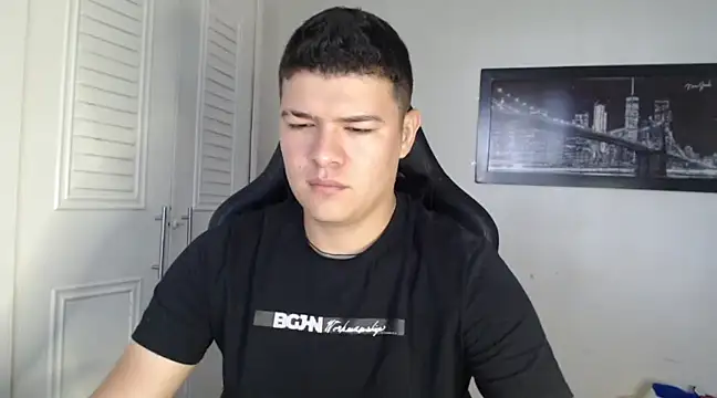 Plug Control online show from 01-06-25, 02:14