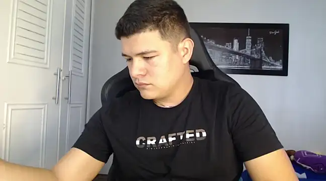 Plug Control online show from 02-08-25, 07:59