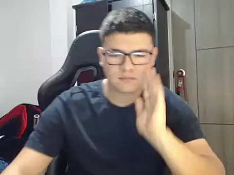 Plug Control online show from 03-07-25, 02:12