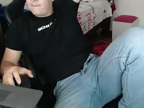 Plug Control online show from 03-14-25, 04:40