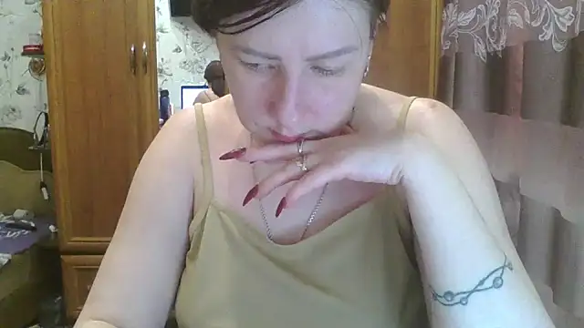 SophieNightAh online show from 02-05-25, 08:04