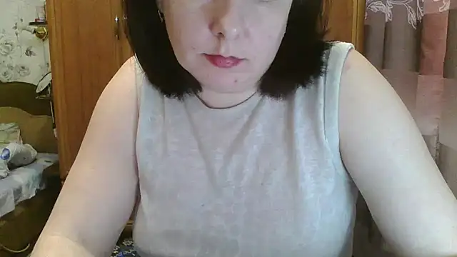 SophieNightAh online show from 02-27-25, 06:31