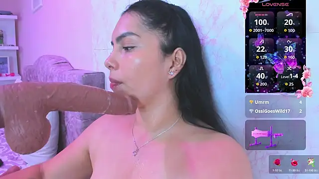 Snapshot of evelinn_belen chatting on 04-30-26, 12:11 evelinn belen online show from 04-30-26, 12:11
