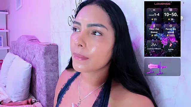 Snapshot of evelinn_belen chatting on 06-03-26, 01:14 evelinn belen online show from 06-03-26, 01:14