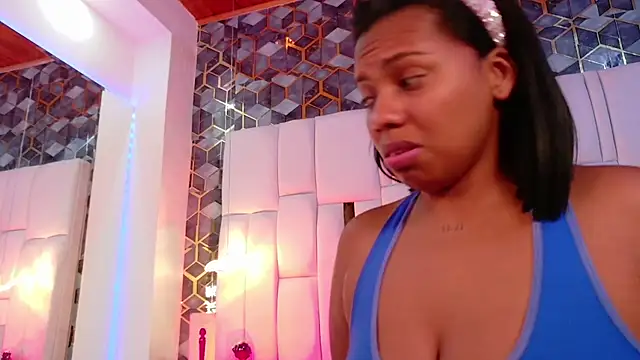 Snapshot of lia_mariana chatting on 10-12-25, 09:47 lia mariana online show from 10-12-25, 09:47