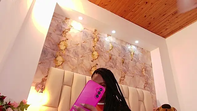 Snapshot of lia_mariana chatting on 11-15-25, 01:40 lia mariana online show from 11-15-25, 01:40