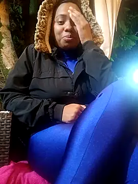 lia mariana online show from 03-28-26, 03:28