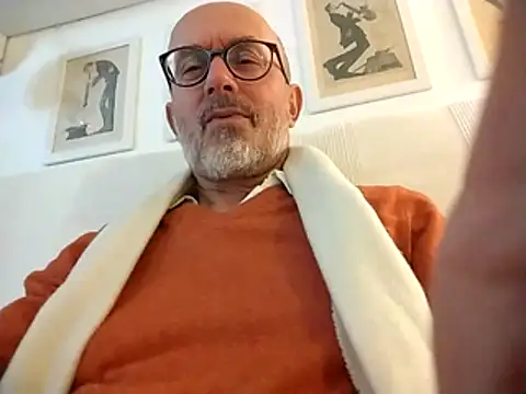 Snapshot of MadProfessor chatting on 11-08-25, 12:49 MadProfessor online show from 11-08-25, 12:49