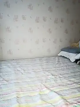 Snapshot of CatFerae chatting on 02-07-25, 04:06 CatFerae online show from 02-07-25, 04:06