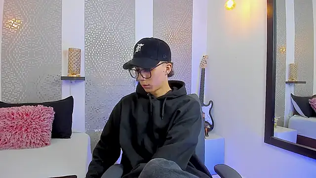 Nikolay Gregori online show from 01-22-25, 04:23