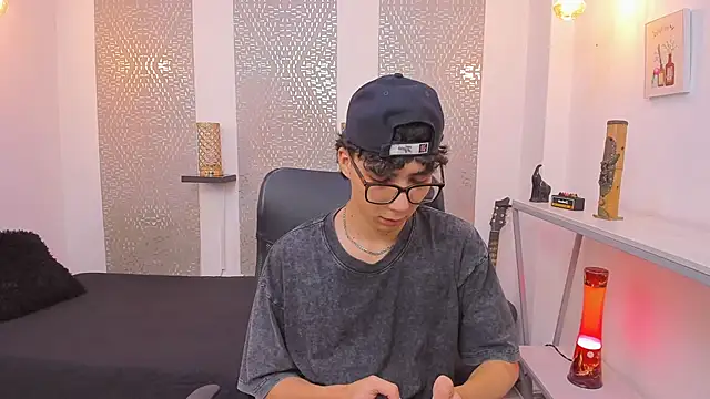 Nikolay Gregori online show from 10-10-25, 04:33