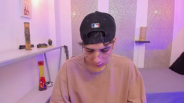 Nikolay Gregori online show from 11-12-25, 04:13