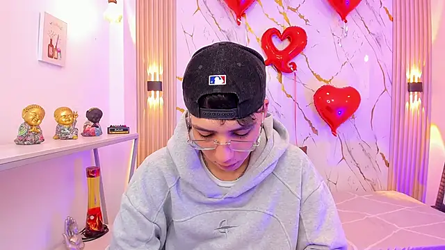 Nikolay Gregori online show from 02-16-26, 04:30