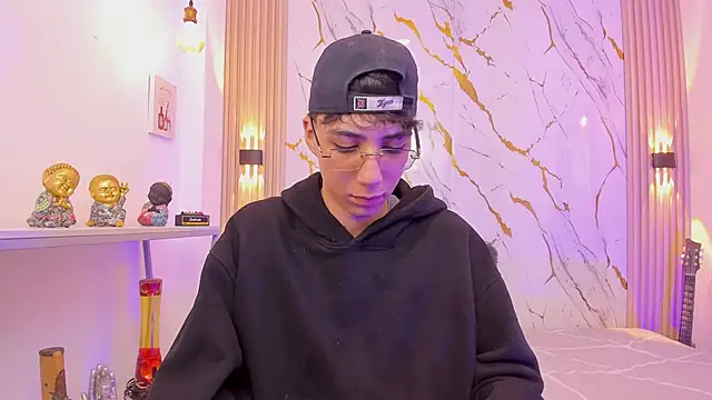 Nikolay Gregori online show from 03-18-26, 04:48