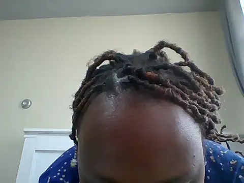 Snapshot of Sexxy-Shie chatting on 02-01-25, 08:08 Sexxy-Shie online show from 02-01-25, 08:08