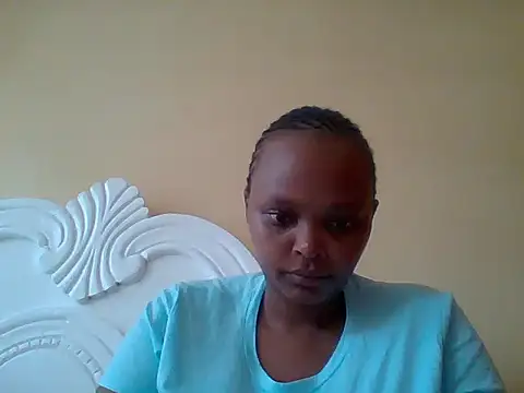 Snapshot of Sexxy-Shie chatting on 09-25-25, 06:50 Sexxy-Shie online show from 09-25-25, 06:50