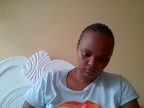 Snapshot of Sexxy-Shie chatting on 10-04-25, 06:22 Sexxy-Shie online show from 10-04-25, 06:22