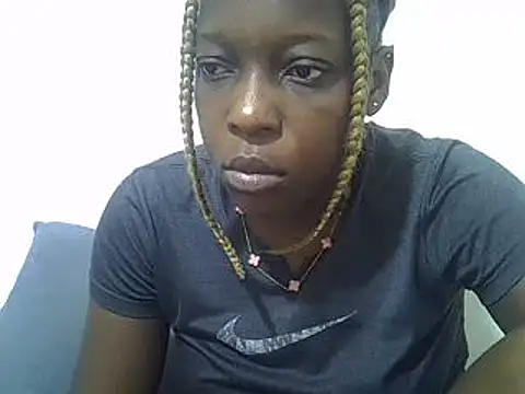 Snapshot of miss_tash chatting on 02-20-25, 06:46 miss tash online show from 02-20-25, 06:46