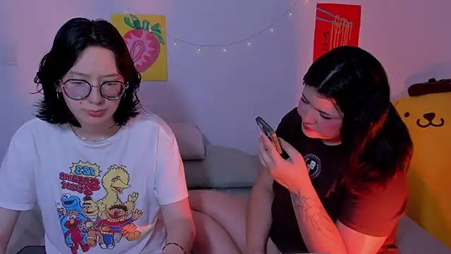 Snapshot of Gaby_Danna chatting on 11-20-25, 04:23 Gaby Danna online show from 11-20-25, 04:23