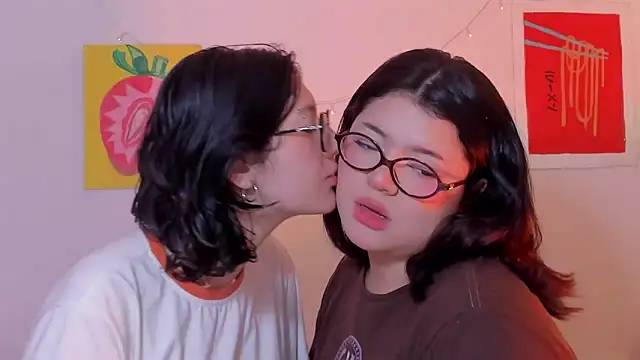 Snapshot of Gaby_Danna chatting on 11-23-25, 06:52 Gaby Danna online show from 11-23-25, 06:52