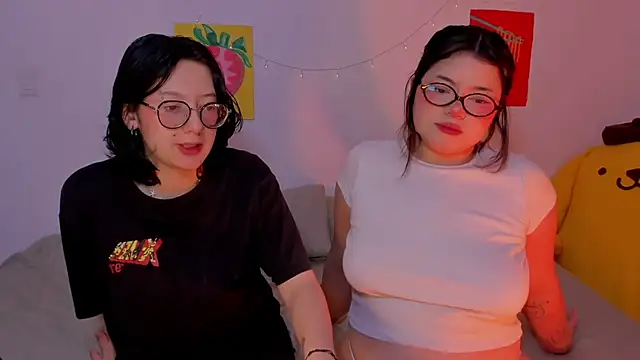 Snapshot of Gaby_Danna chatting on 12-04-25, 12:42 Gaby Danna online show from 12-04-25, 12:42