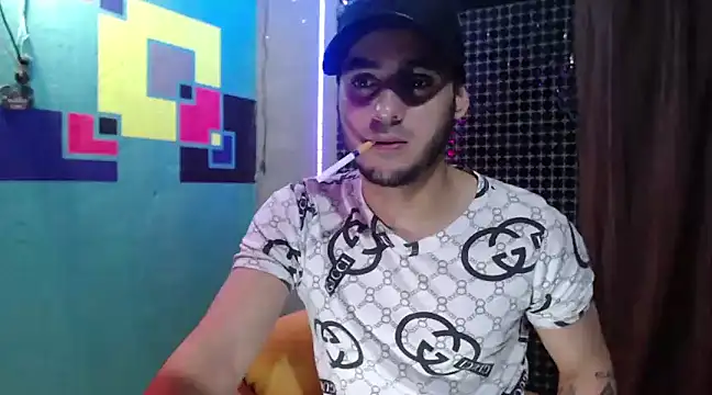 Snapshot of xxxxhotxoxo chatting on 01-17-25, 03:45 xxxxhotxoxo online show from 01-17-25, 03:45