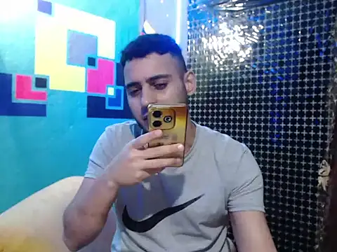 Snapshot of xxxxhotxoxo chatting on 01-26-25, 05:02 xxxxhotxoxo online show from 01-26-25, 05:02