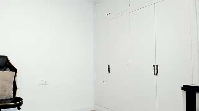 Snapshot of dan01_ chatting on 02-28-25, 12:52 dan01 online show from 02-28-25, 12:52