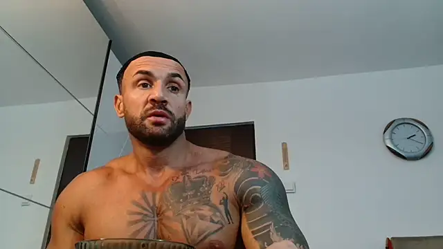 Magnificmuscles89 online show from 05-29-26, 11:19