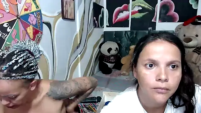 manzanahot9 online show from 10-07-25, 07:55