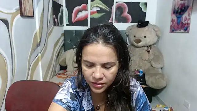 manzanahot9 online show from 02-18-26, 02:46